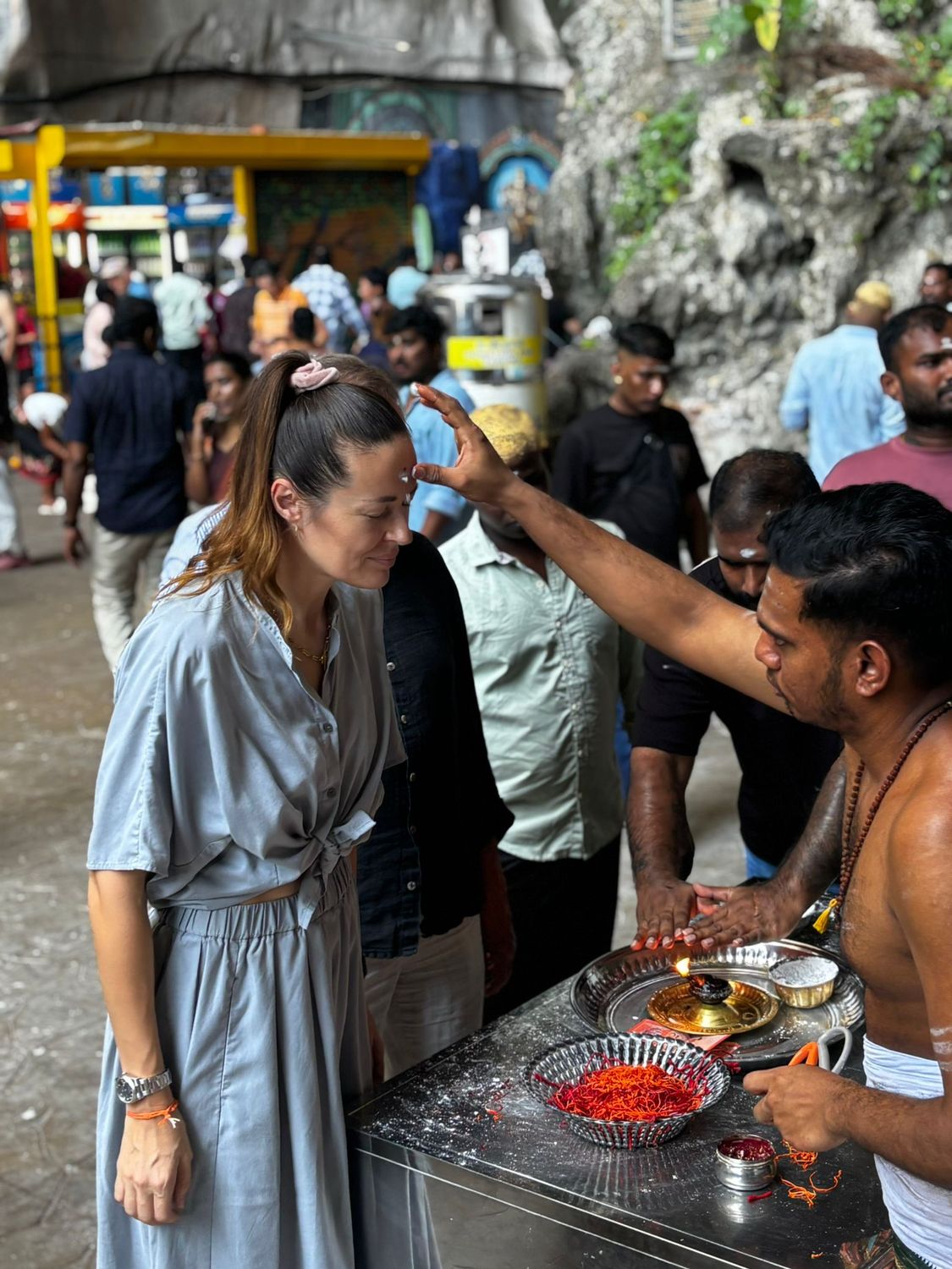Christina bei einem Tempelfest in Kuala Lumpur