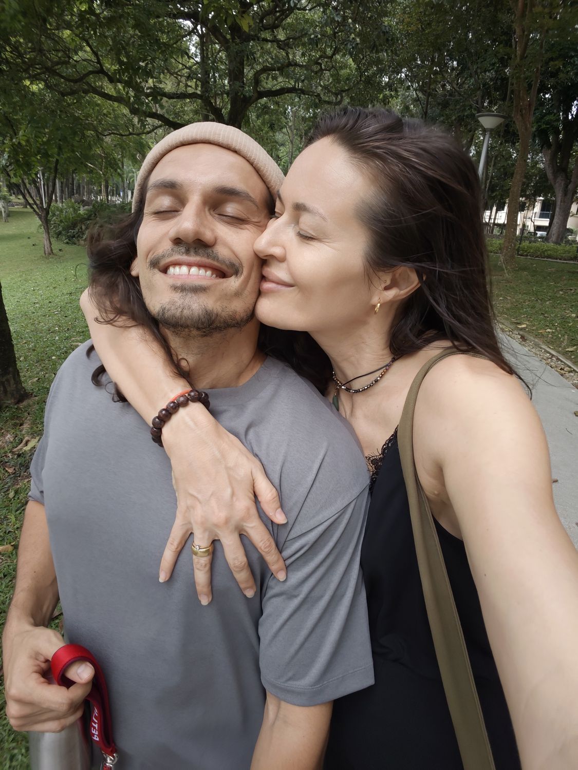 Christina und David im Park in Kuala Lumpur